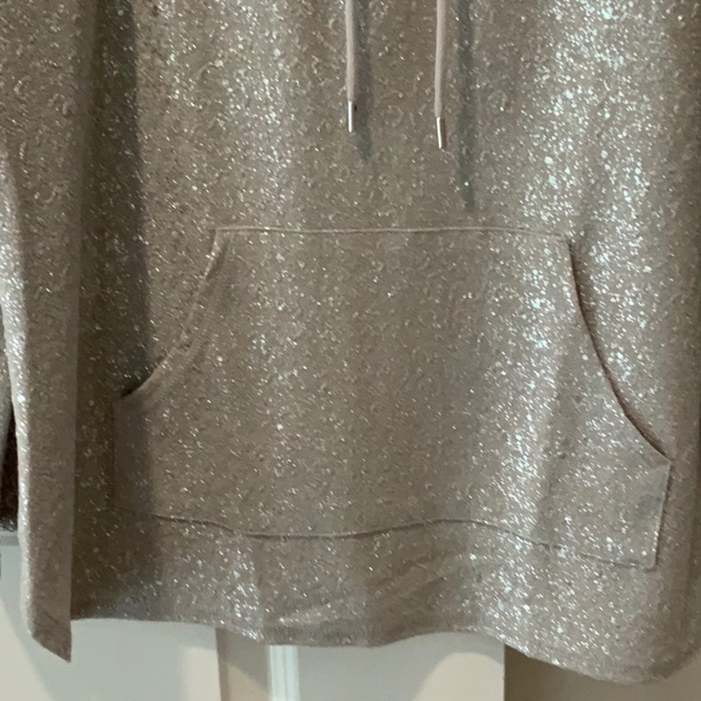 Ruby Rd. Shimmering Silver Top - Picture 4 of 5